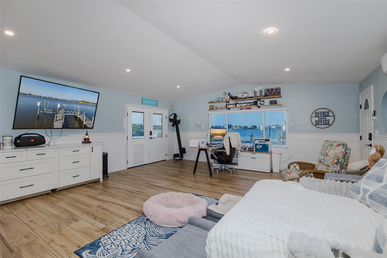 HAYWARD & MILES SUB - Residential