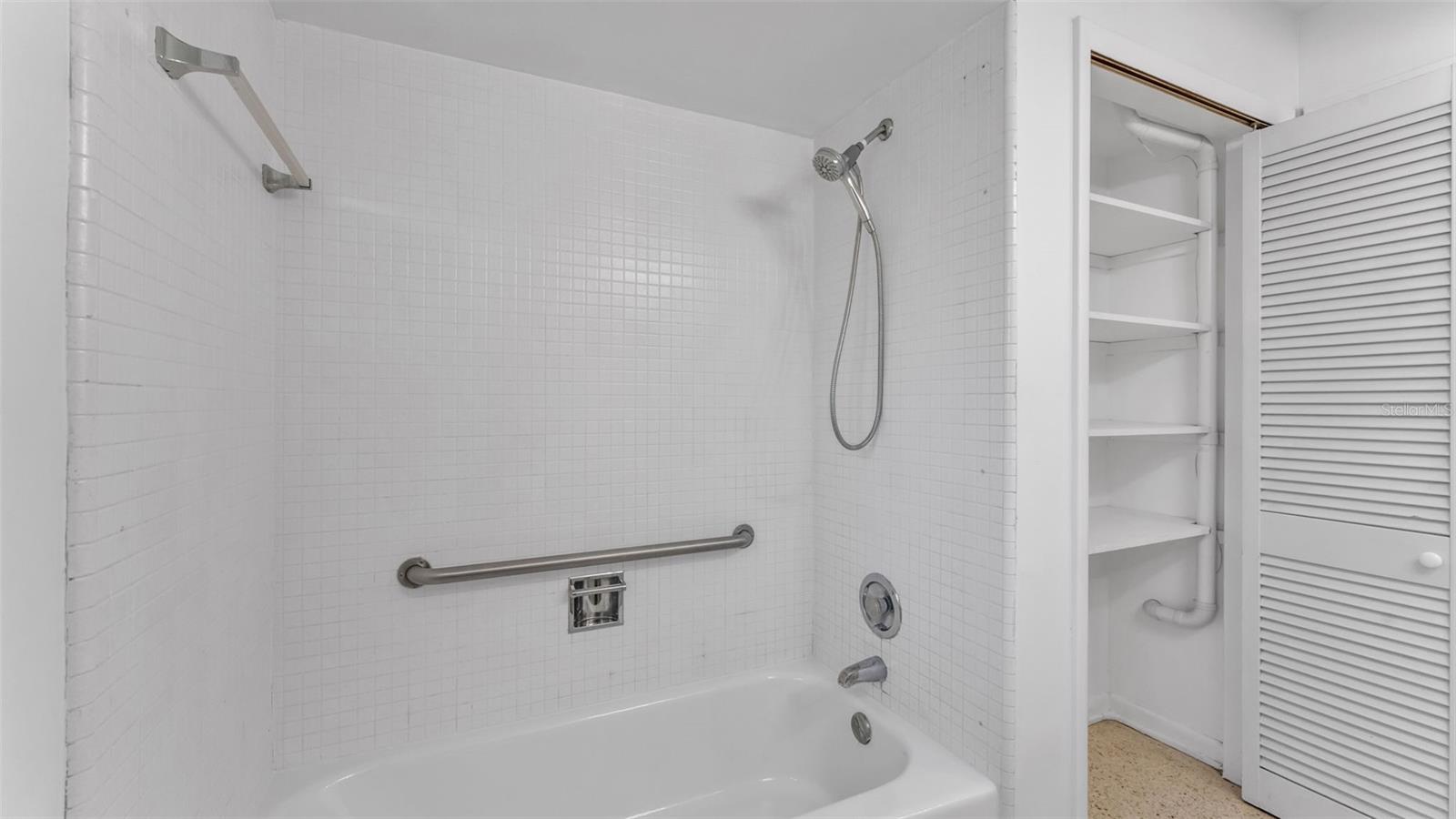 GREENBRIAR UNIT 6-B - Residential