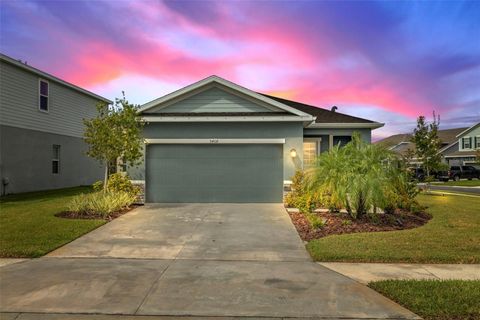 Photo of 5408 Peaceful Creek Cove, Bradenton, FL 34203 (MLS # A4666587)