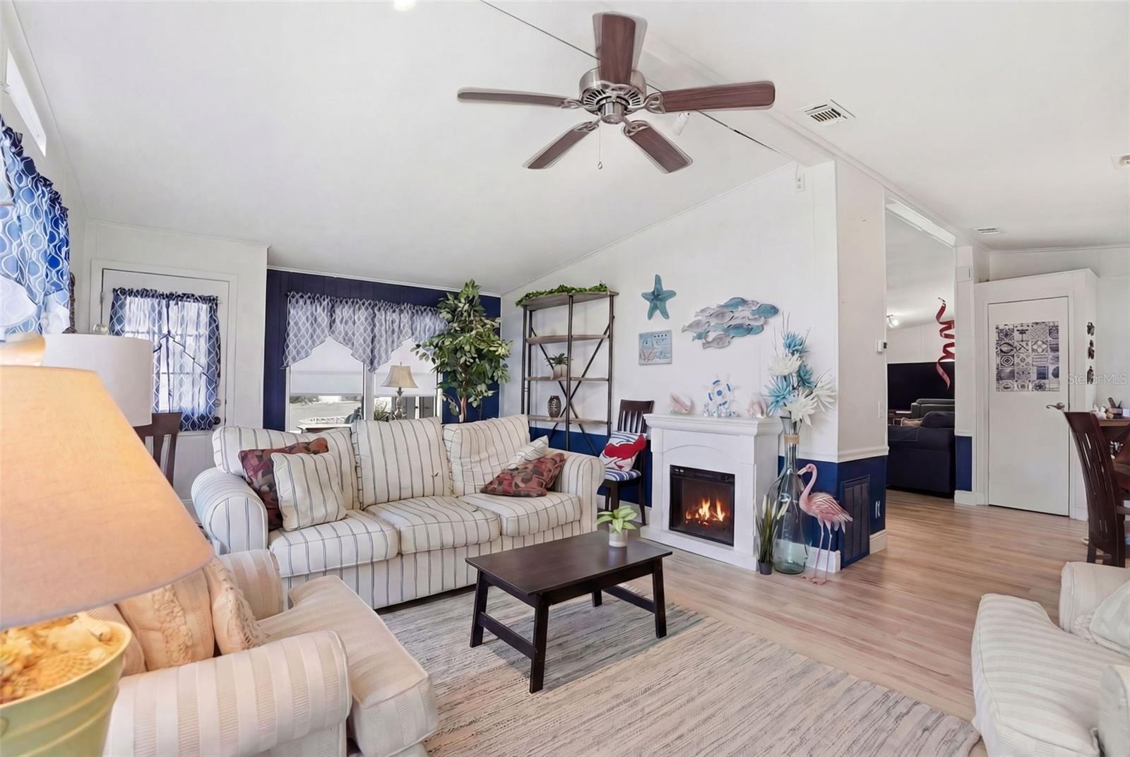 BROOKRIDGE COMM - Residential