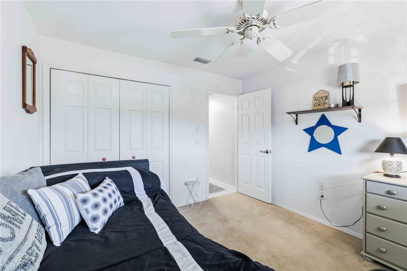 LAKES EDGE PH 04 - Residential