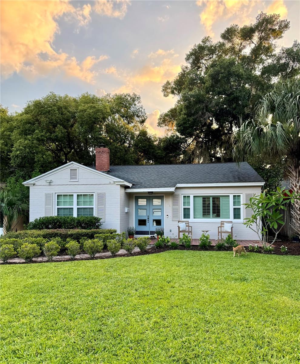 1118 POINSETTIA AVE