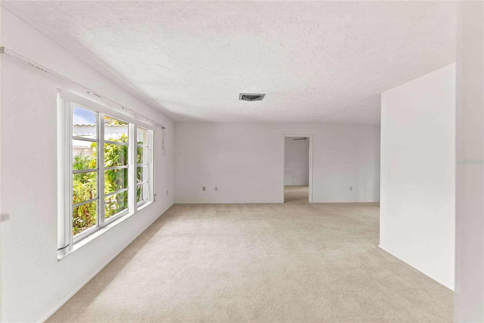 VENICE GARDENS - Residential