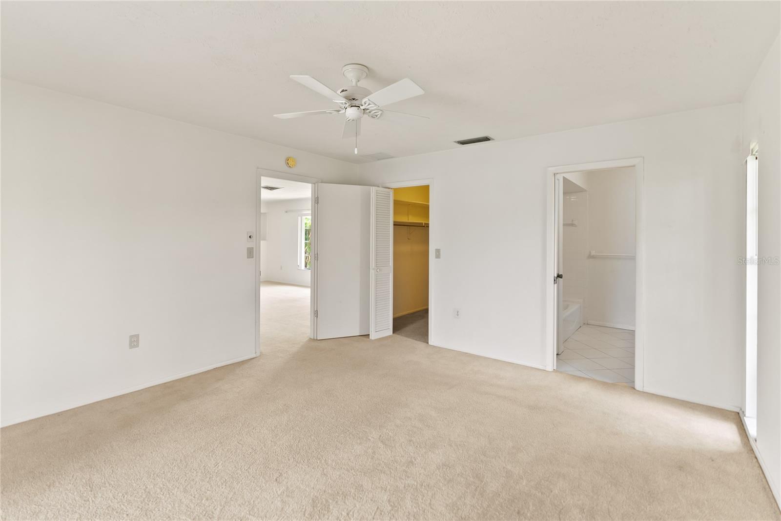 VENICE GARDENS - Residential