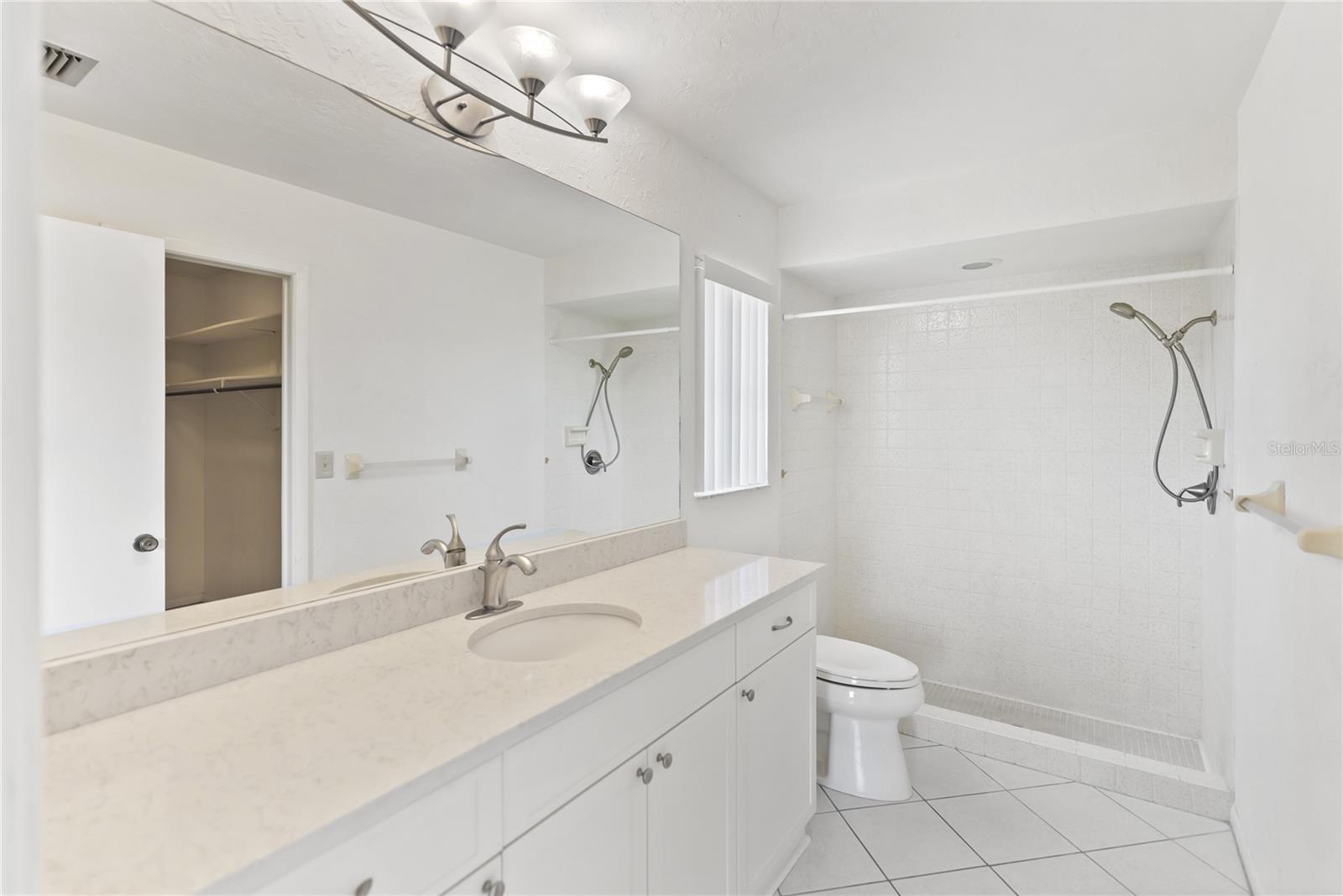 VENICE GARDENS - Residential