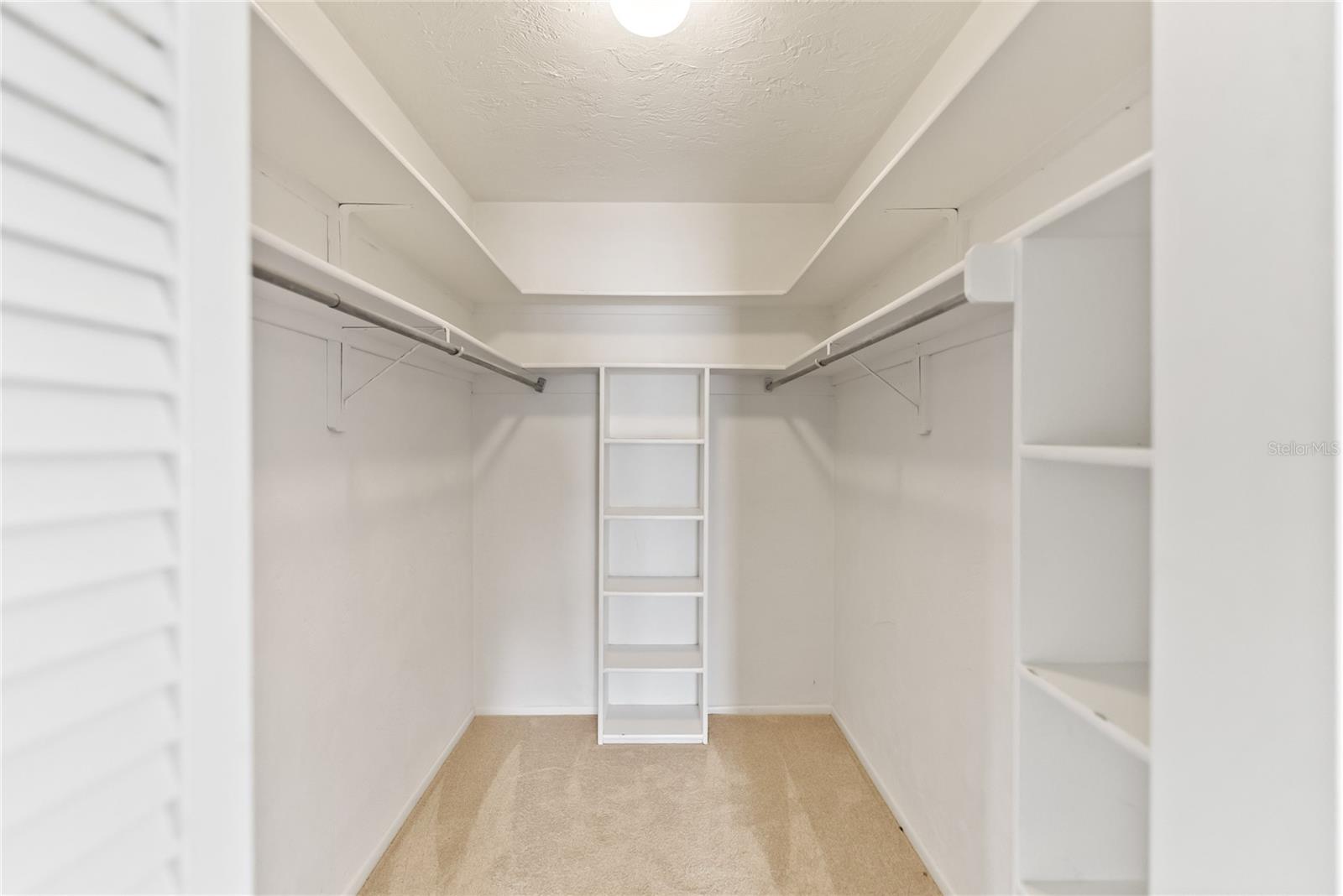 VENICE GARDENS - Residential