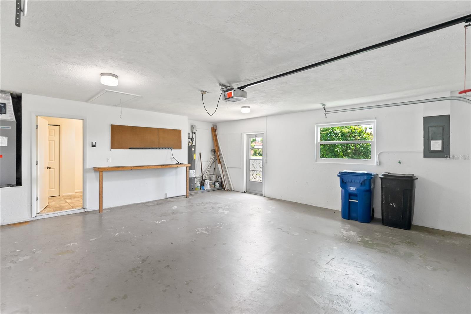 VENICE GARDENS - Residential