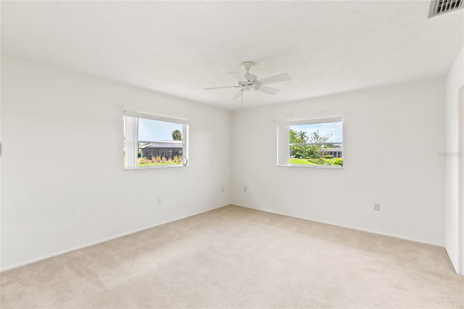 VENICE GARDENS - Residential