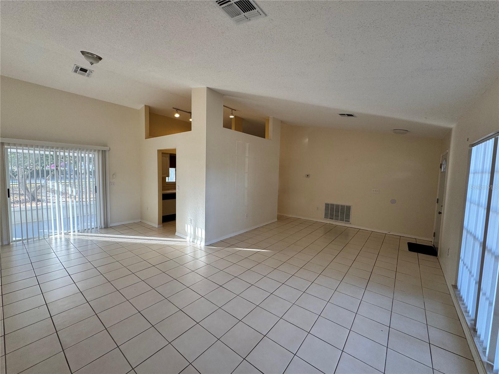 NORTH POINTE PH 02 - Residential