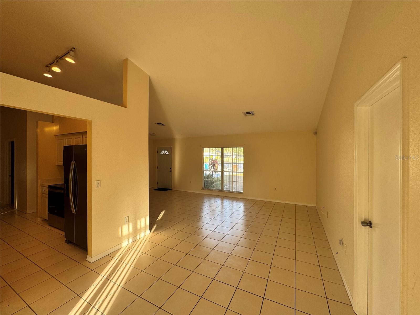 NORTH POINTE PH 02 - Residential