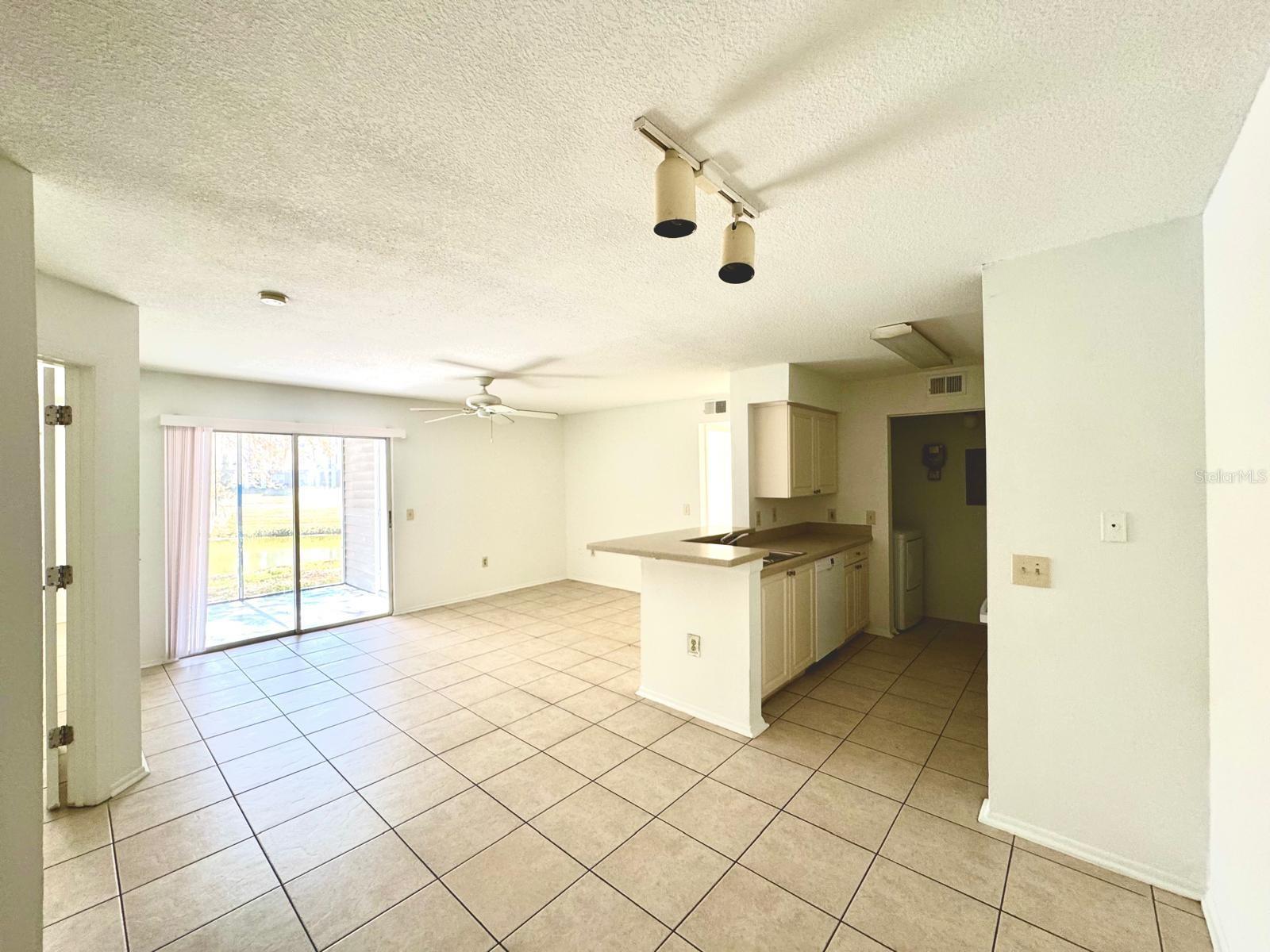 1222 BERMUDA LAKES LANE 106