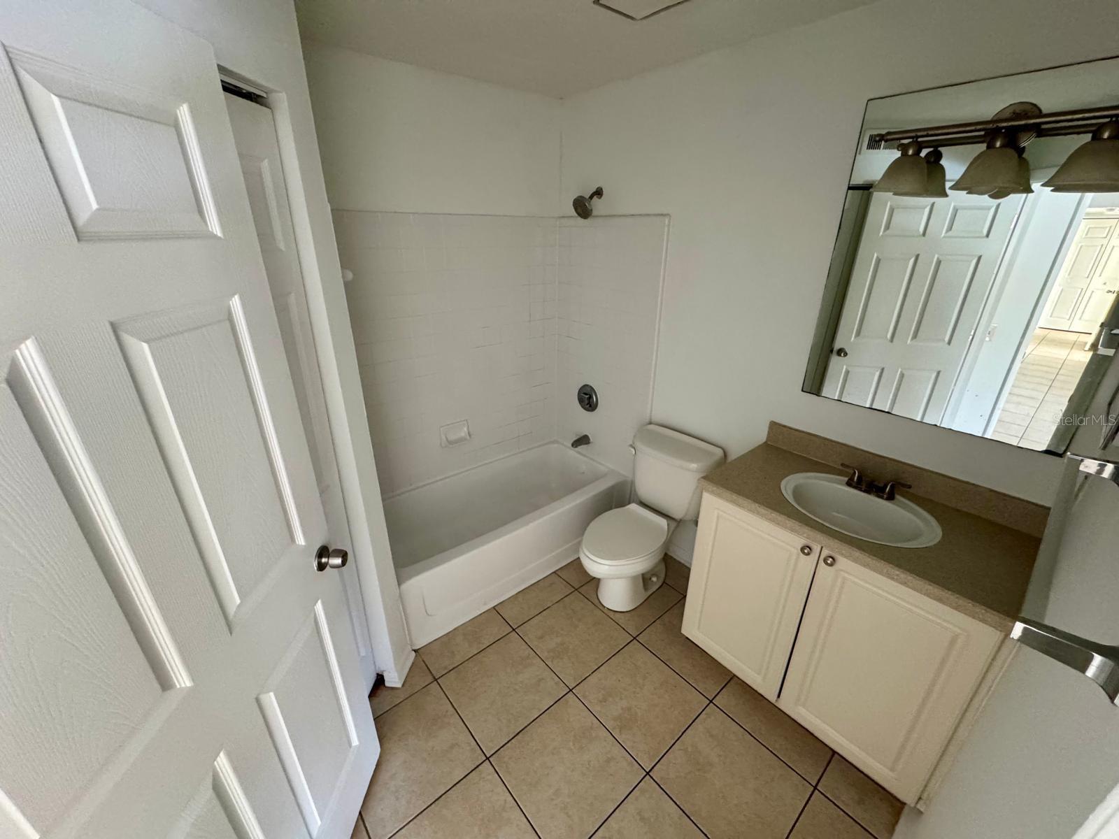 GABLES AT LAKESIDE CONDO - Residential