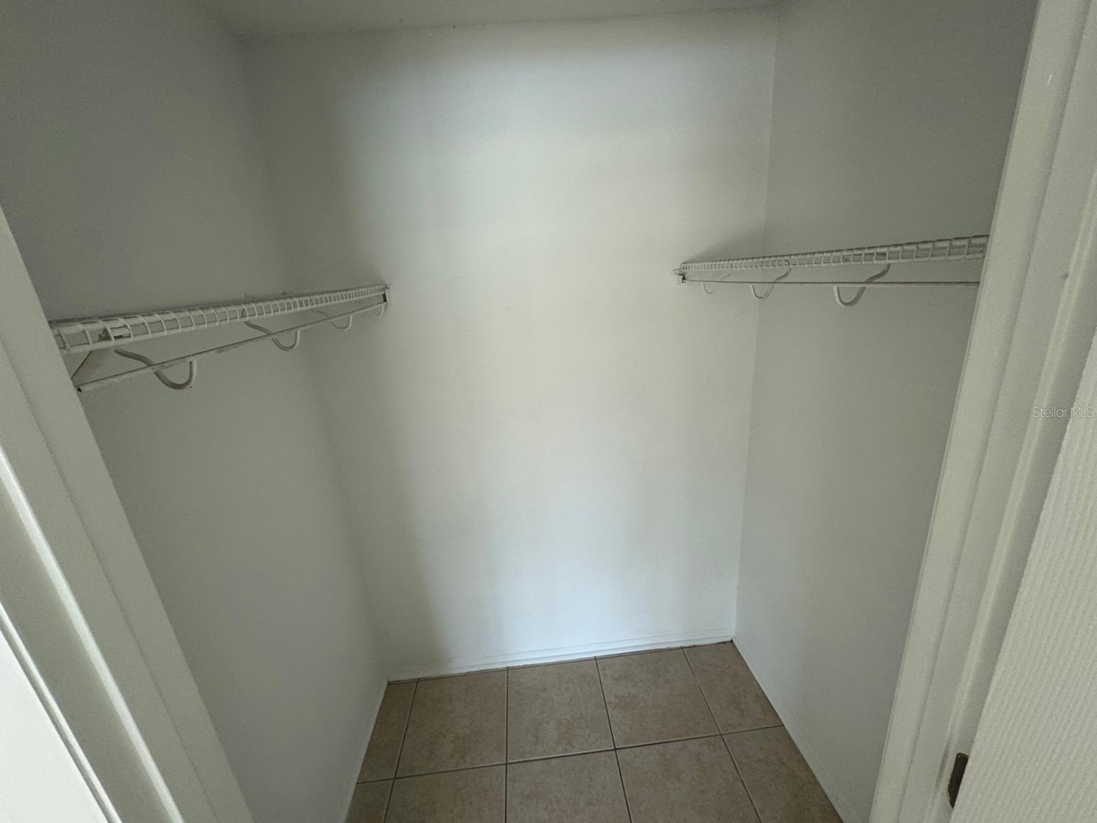 GABLES AT LAKESIDE CONDO - Residential
