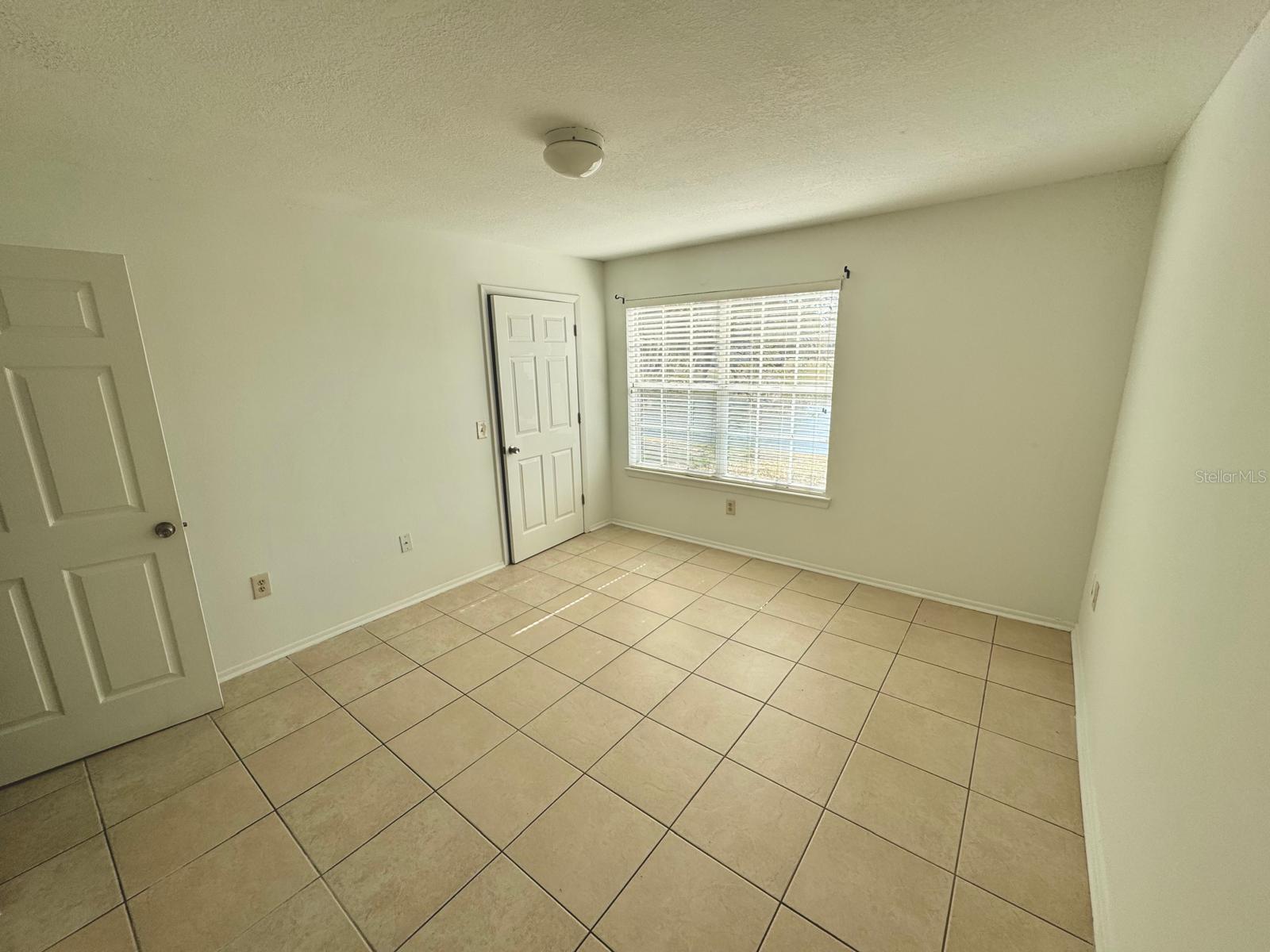 GABLES AT LAKESIDE CONDO - Residential