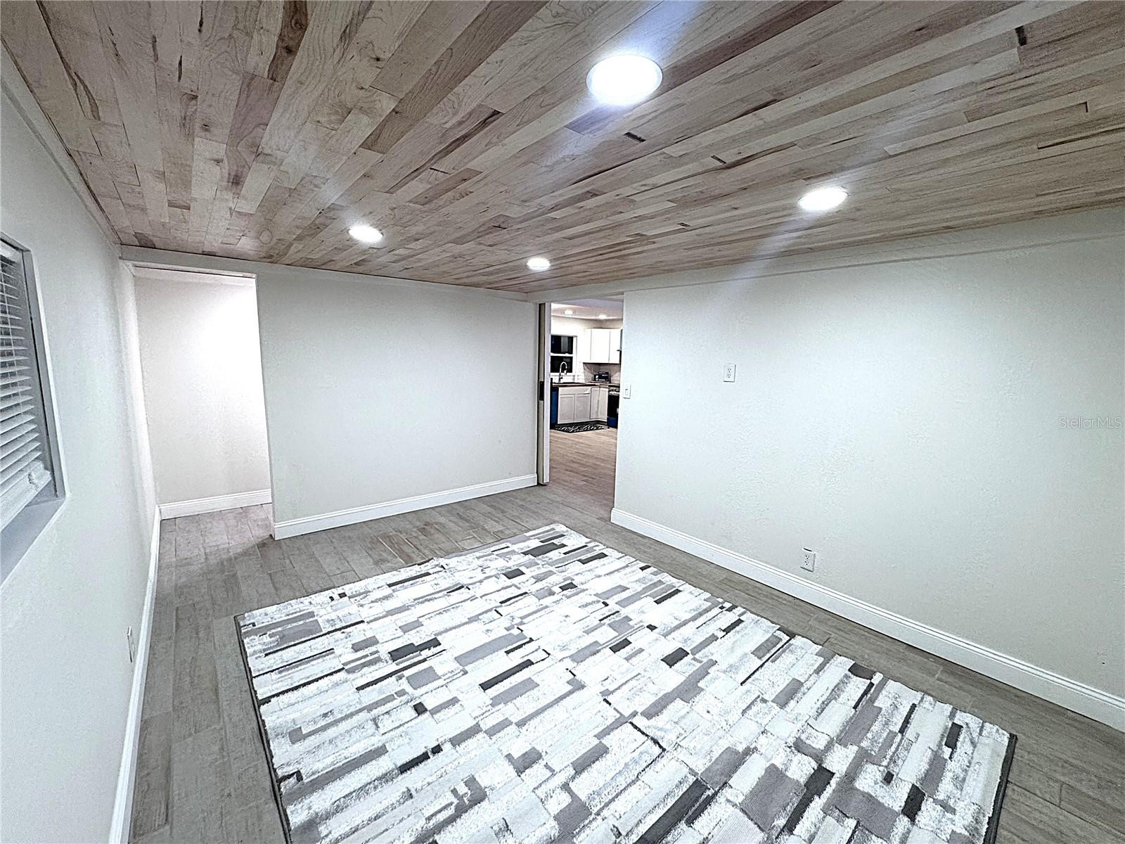 ORANGE COURT SUB 2 - Residential Lease