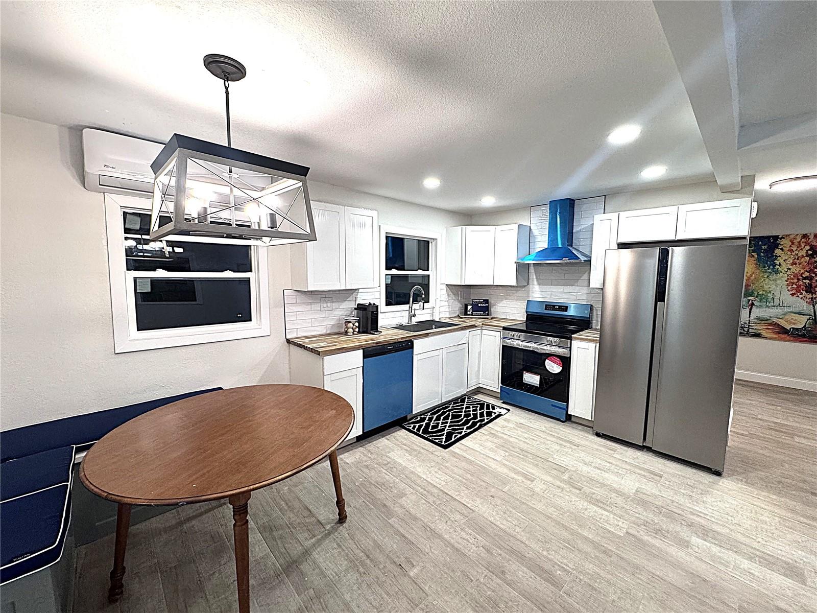 ORANGE COURT SUB 2 - Residential Lease