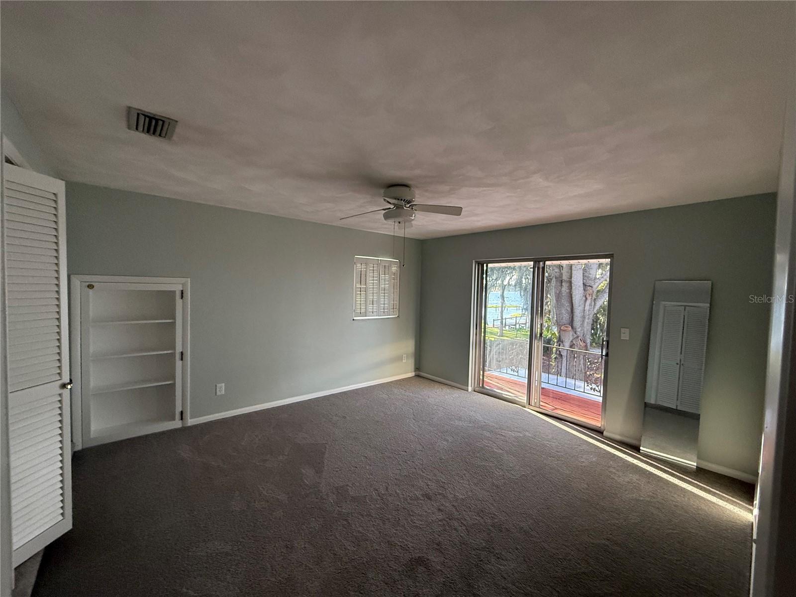 SHOREWOOD PARK - Residential Lease