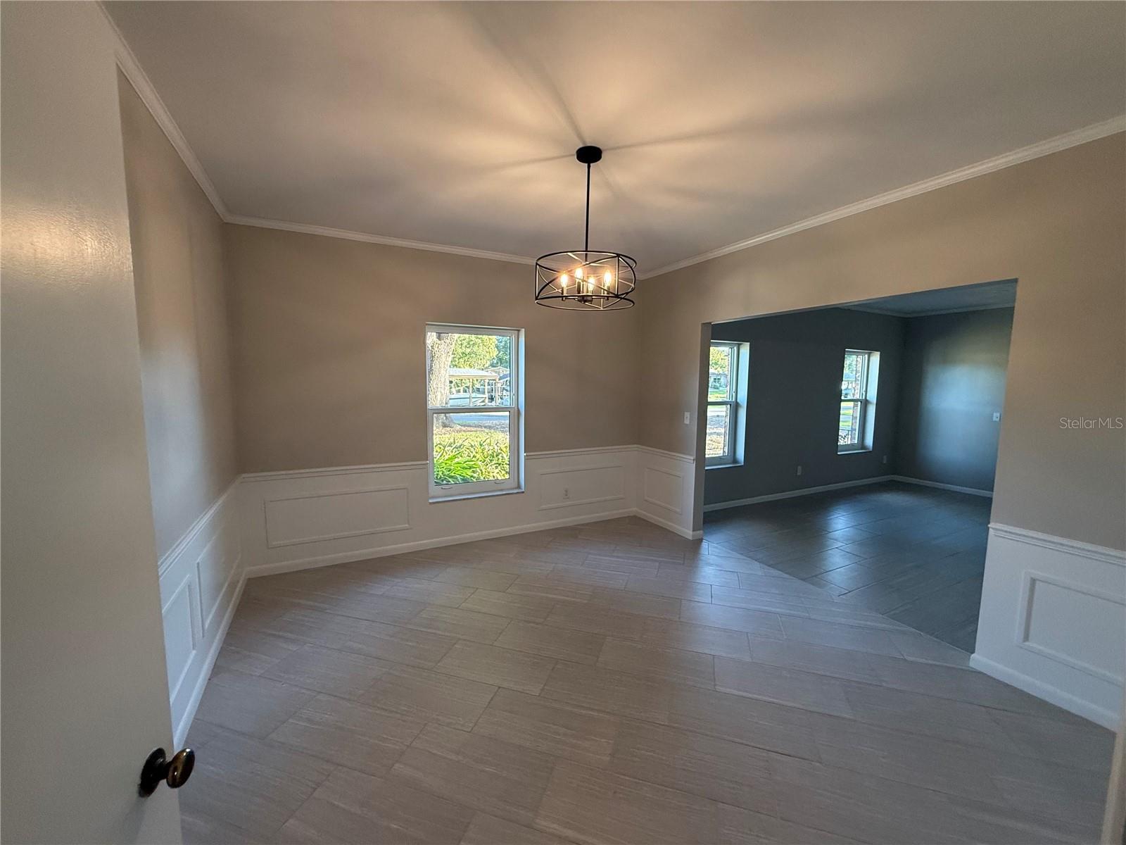 SHOREWOOD PARK - Residential Lease