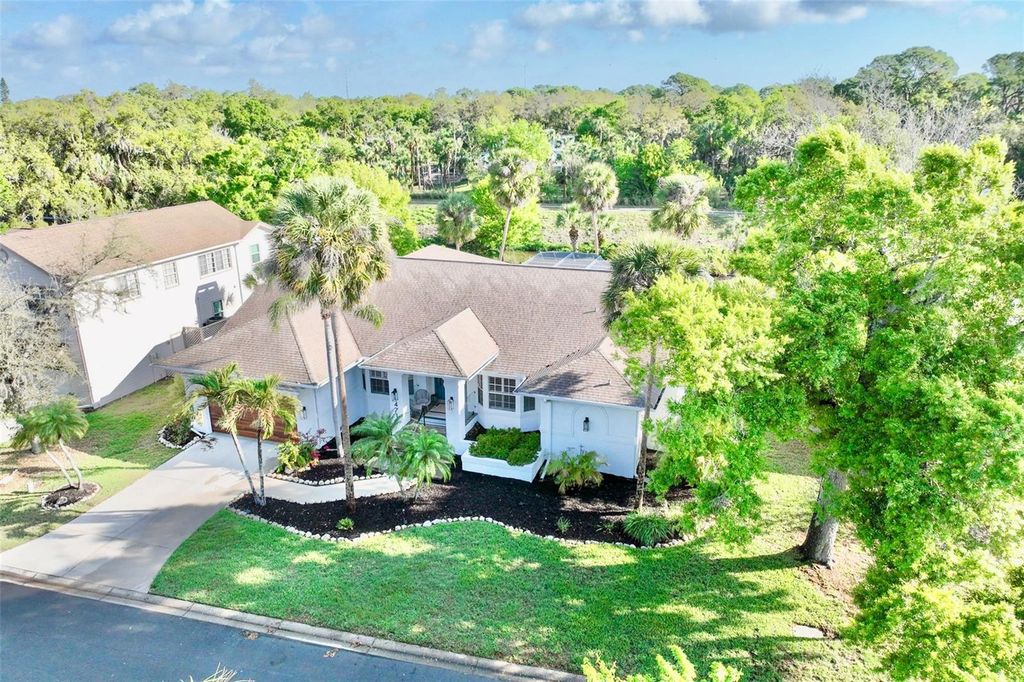 Photo of 4717 E Trails Drive, Sarasota, FL 34232 (MLS # R4910753)