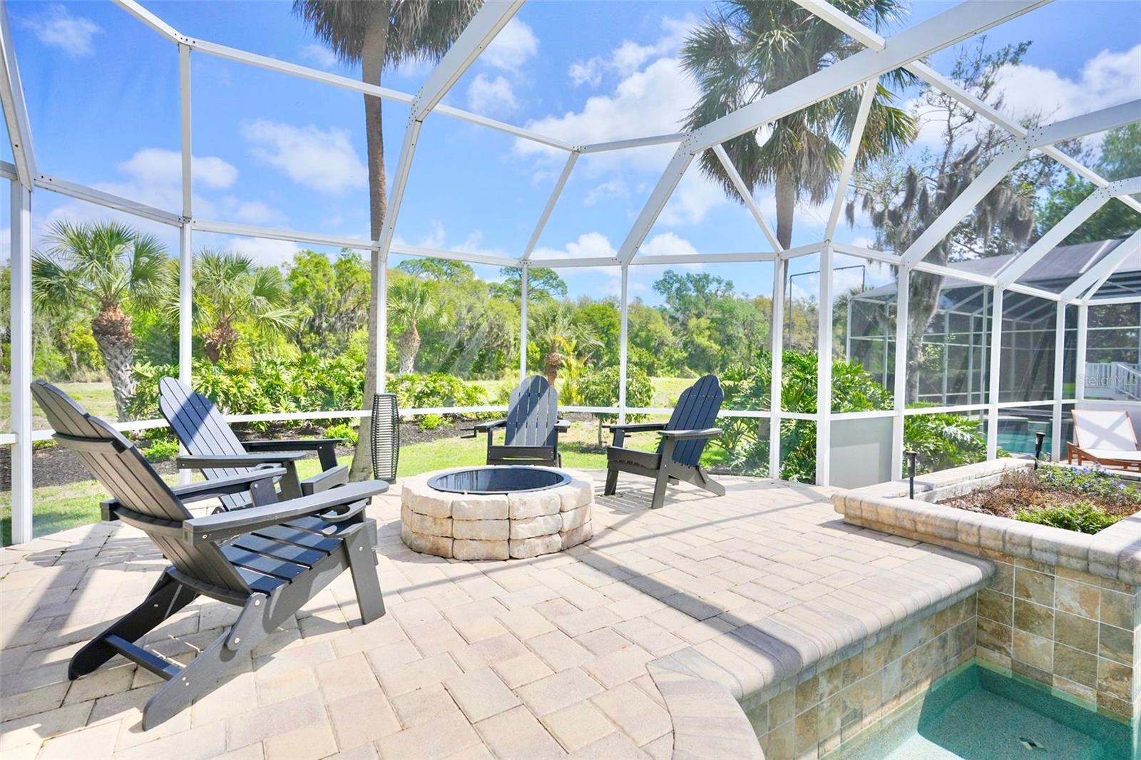 LAKES ESTATES 3 OF SARASOTA - Residential