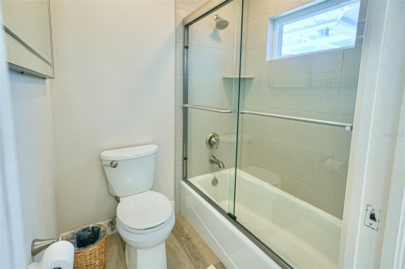 LAKES ESTATES 3 OF SARASOTA - Residential