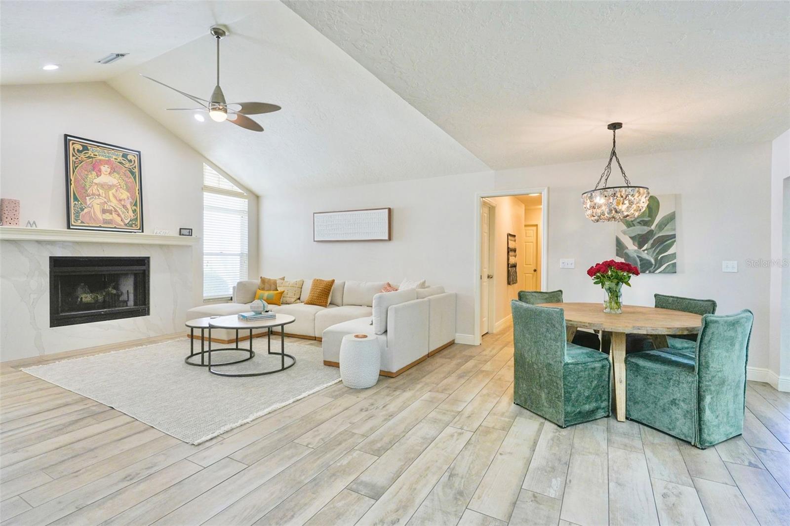 LAKES ESTATES 3 OF SARASOTA - Residential