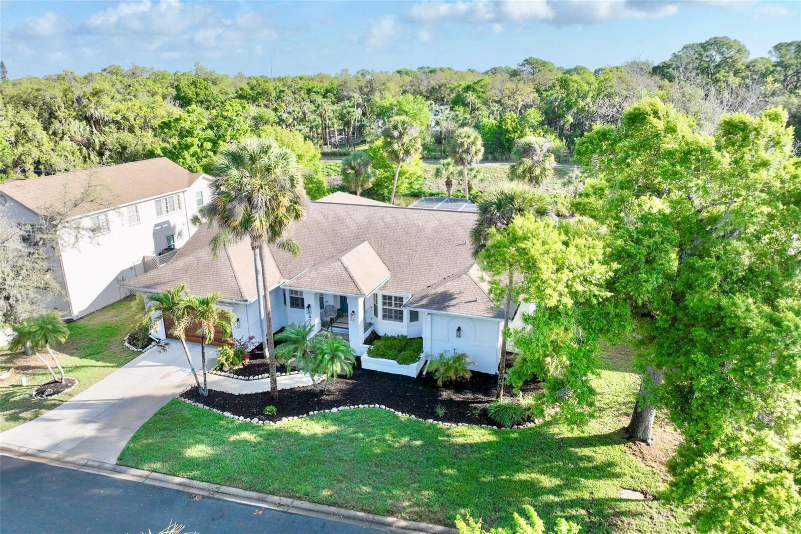 LAKES ESTATES 3 OF SARASOTA - Residential