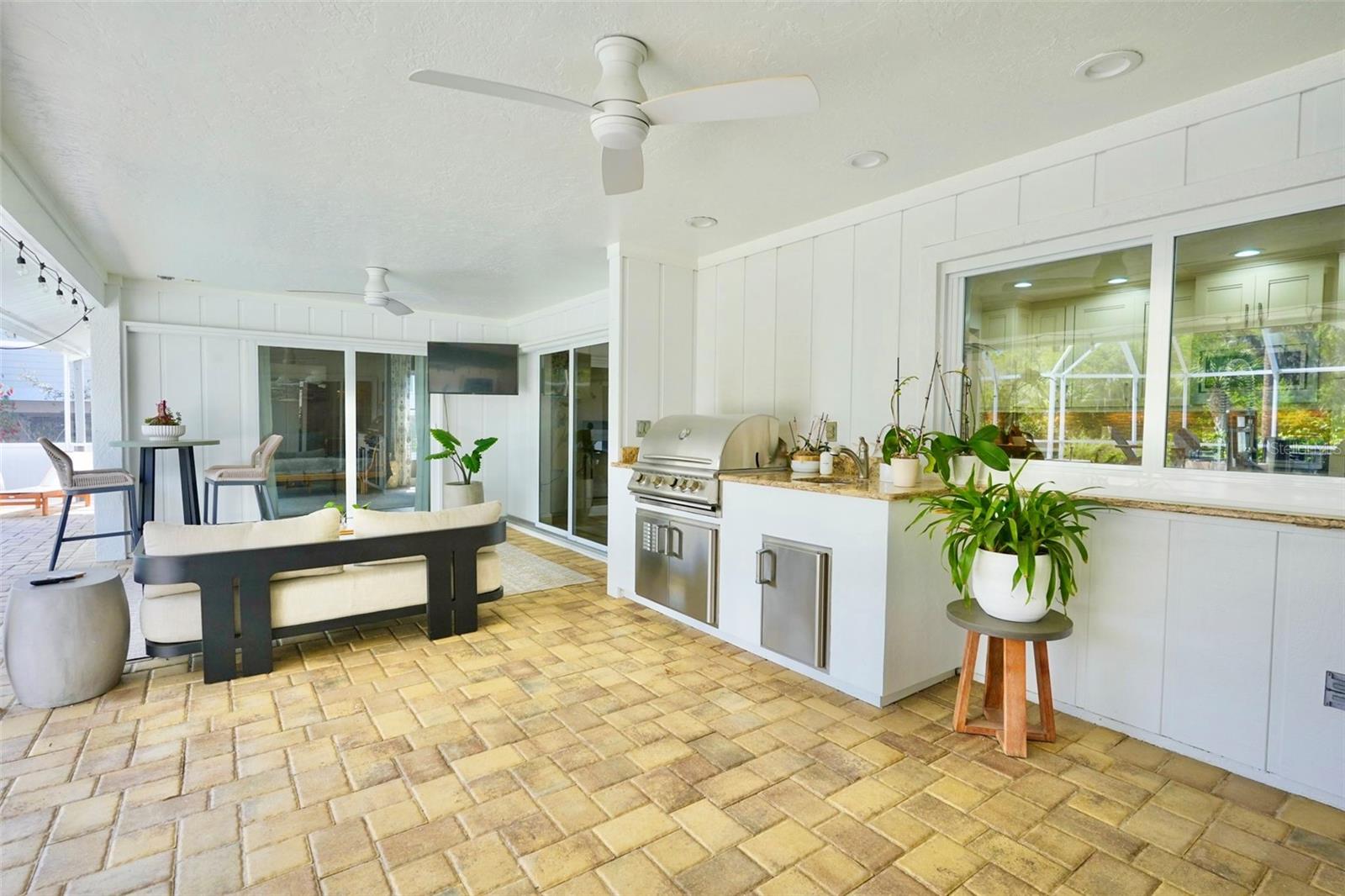 LAKES ESTATES 3 OF SARASOTA - Residential