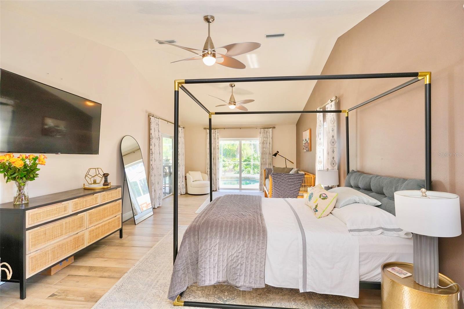 LAKES ESTATES 3 OF SARASOTA - Residential