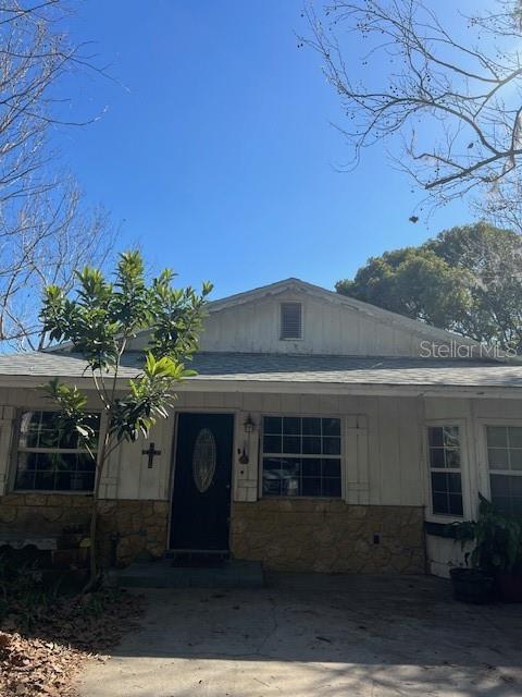 485 DICKSON AVENUE