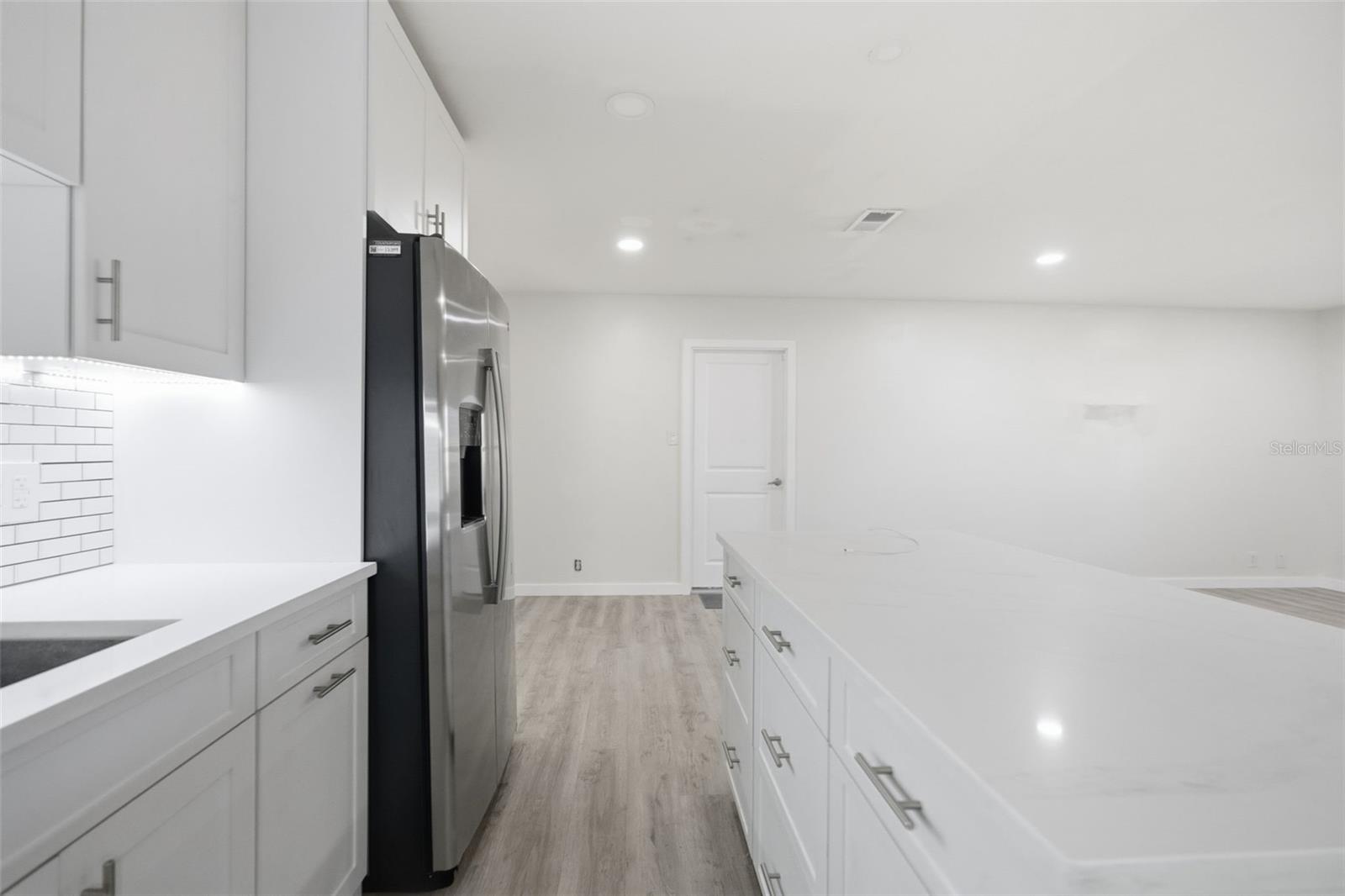 PLEASANT ESTATES - Residential