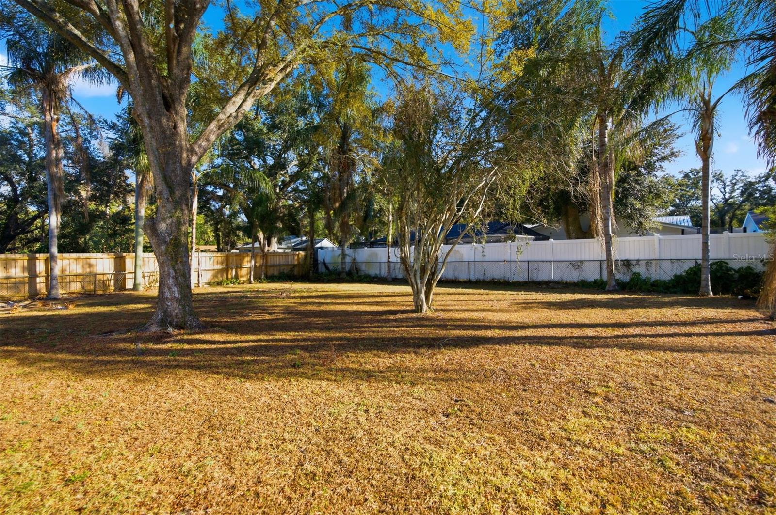 PLEASANT ESTATES - Residential