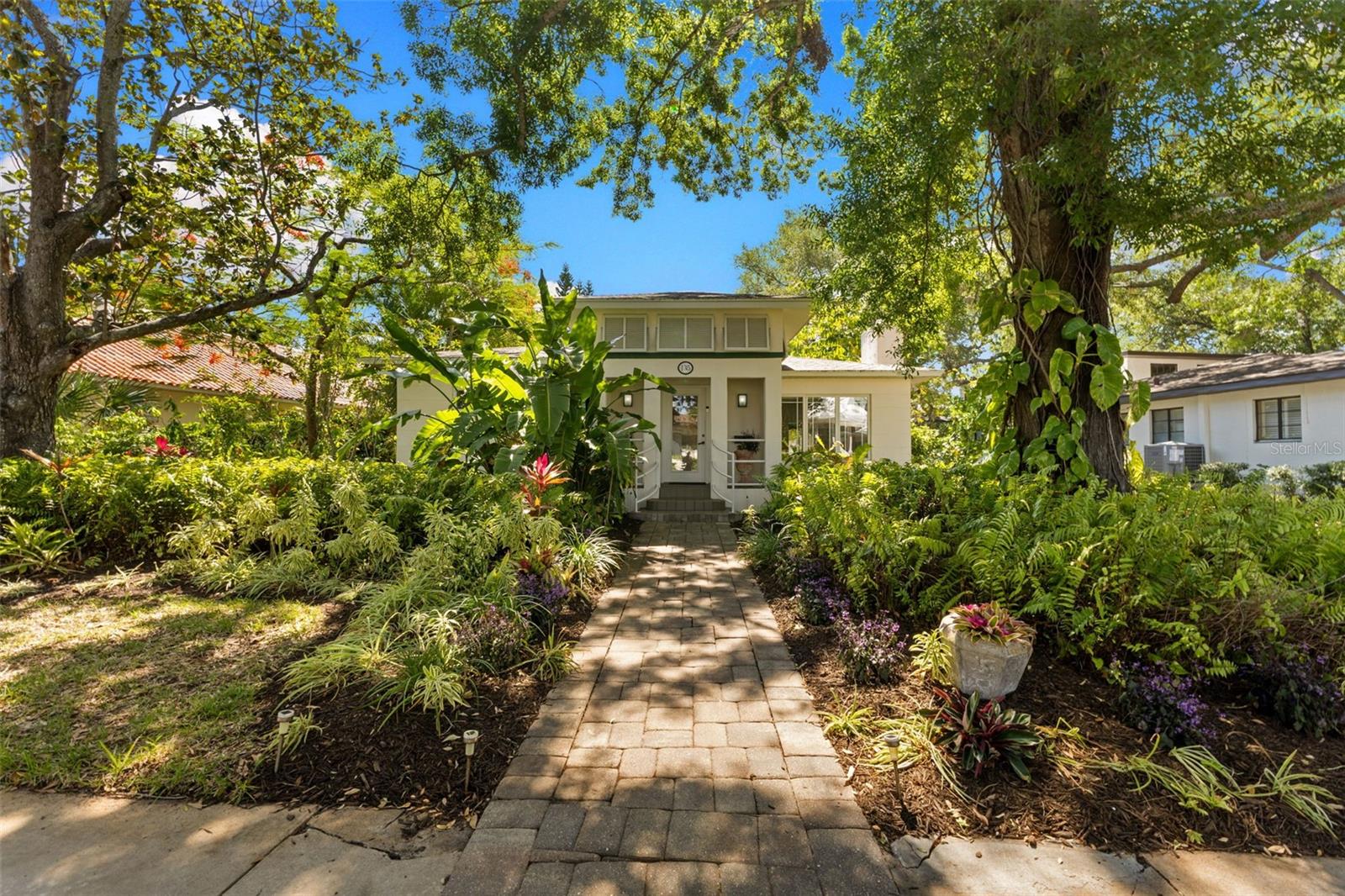 SNELL ISLE BRIGHTWATERS SEC 1 REP - Residential