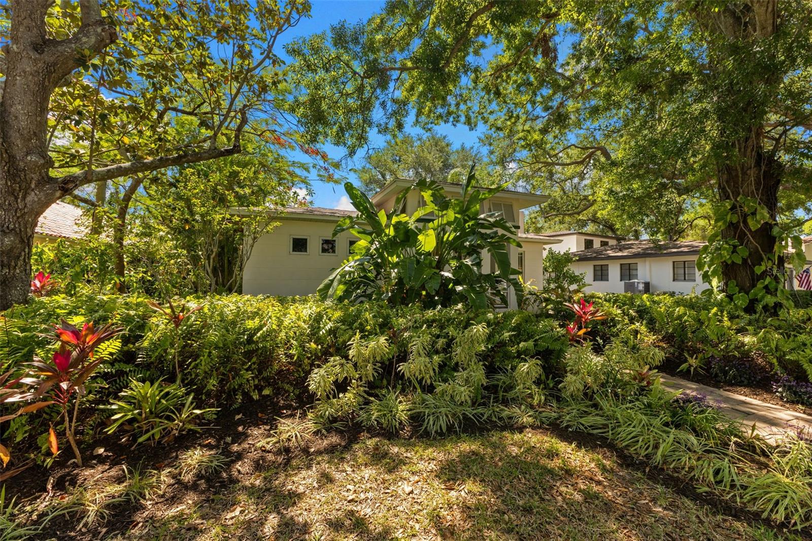 SNELL ISLE BRIGHTWATERS SEC 1 REP - Residential