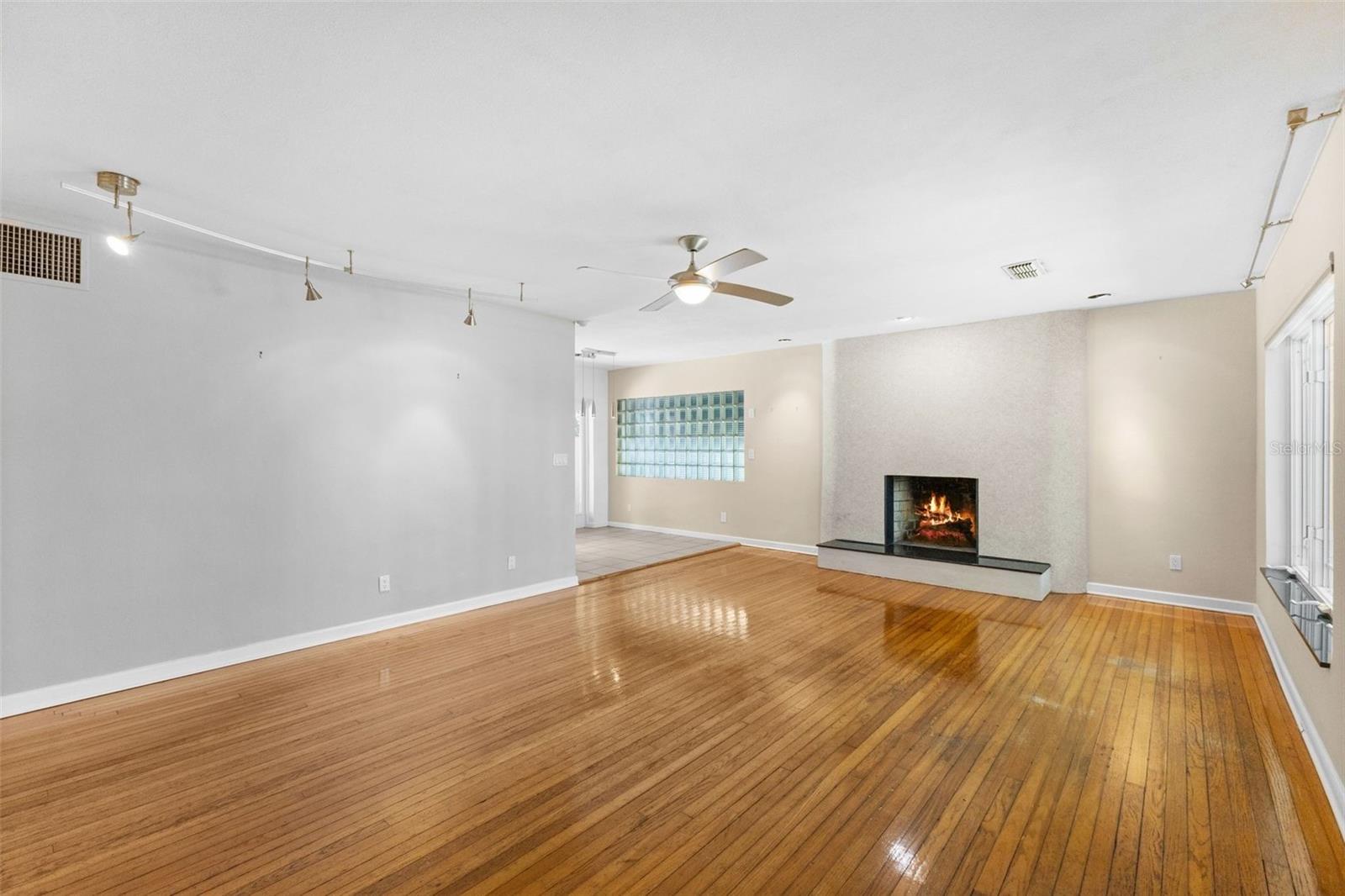 SNELL ISLE BRIGHTWATERS SEC 1 REP - Residential