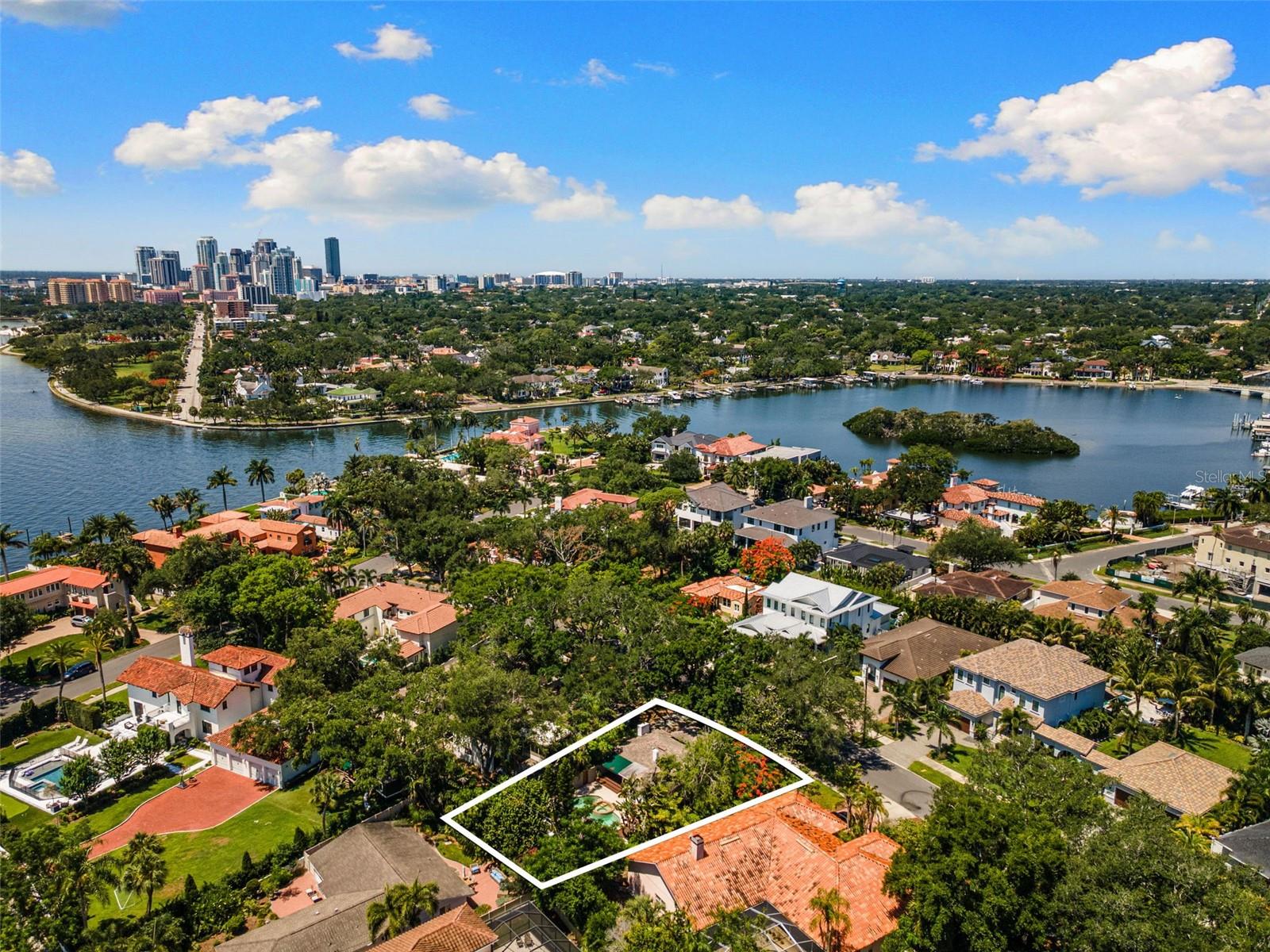 SNELL ISLE BRIGHTWATERS SEC 1 REP - Residential