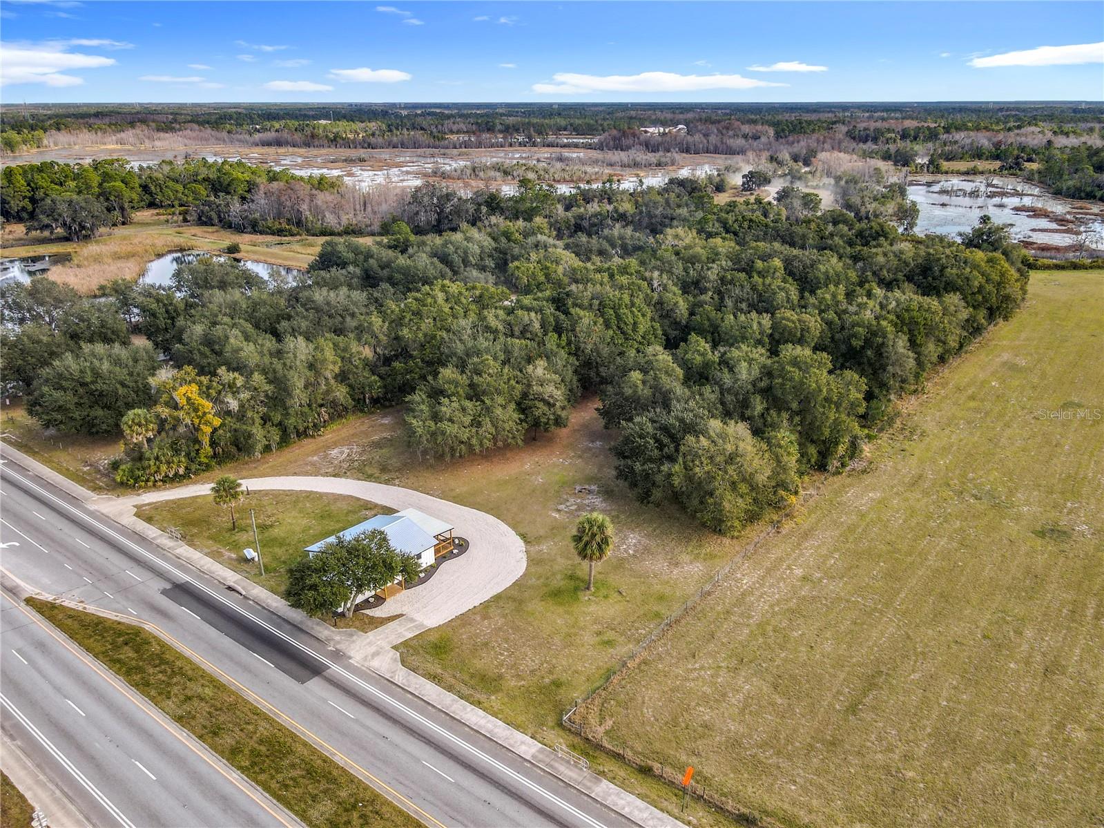 ASSESSORS N 01/2 SW 01/4 - Commercial Lease