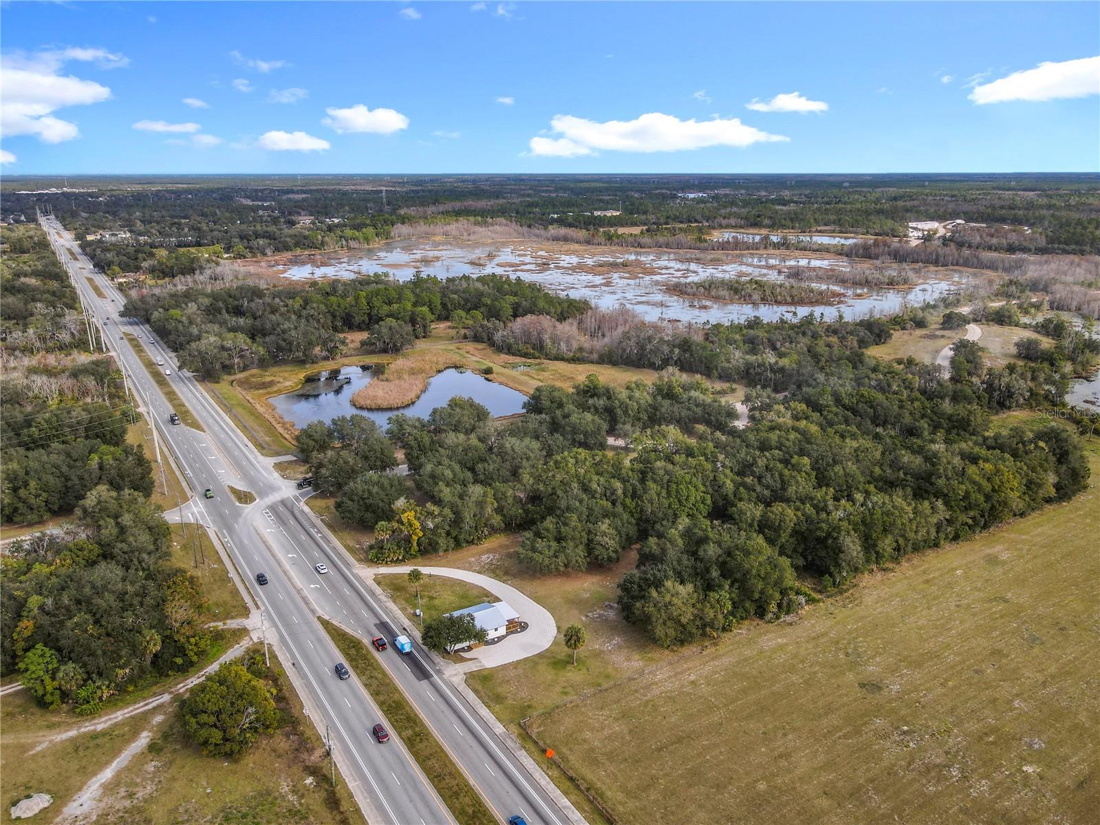 ASSESSORS N 01/2 SW 01/4 - Commercial Lease