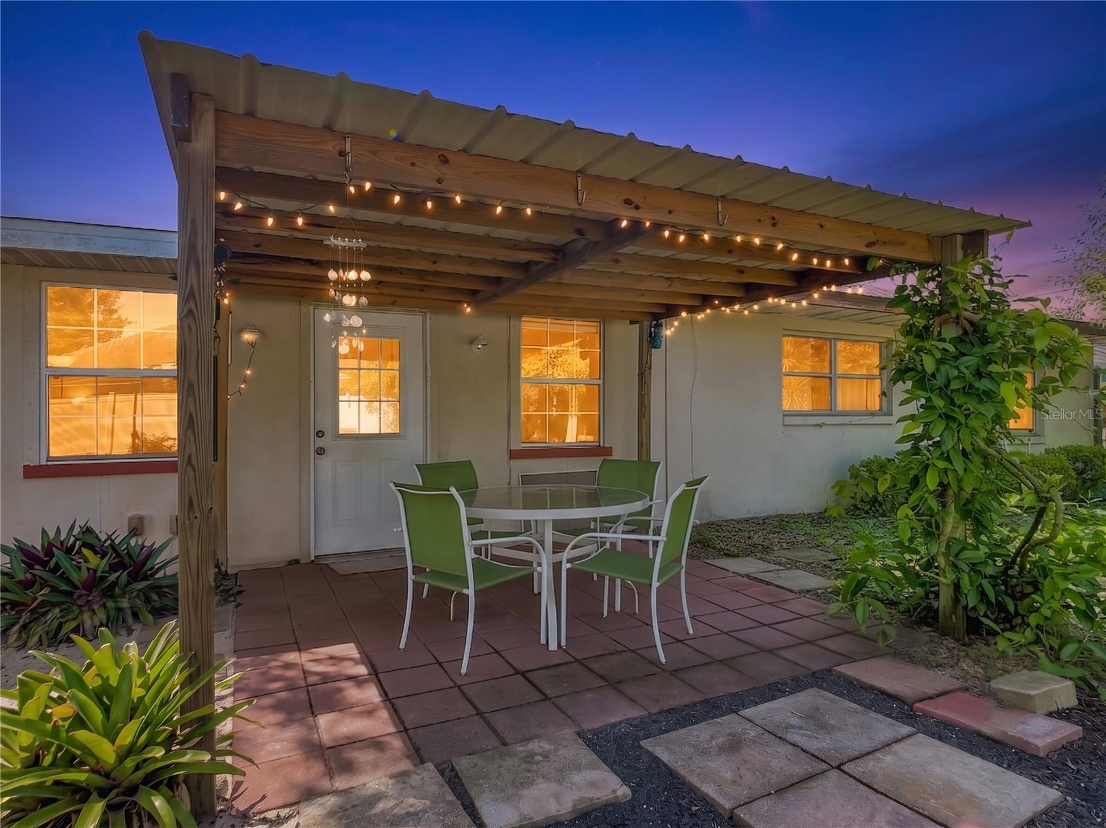1468 CORONET DRIVE