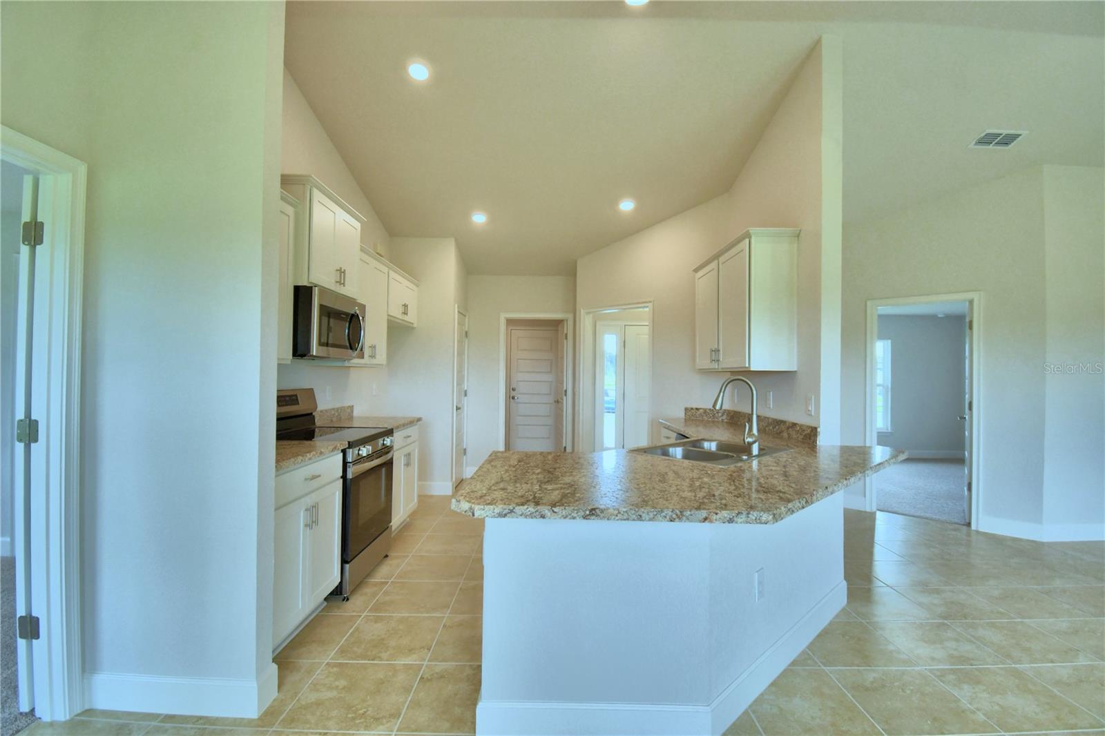 CADENCE CROSSING - Residential