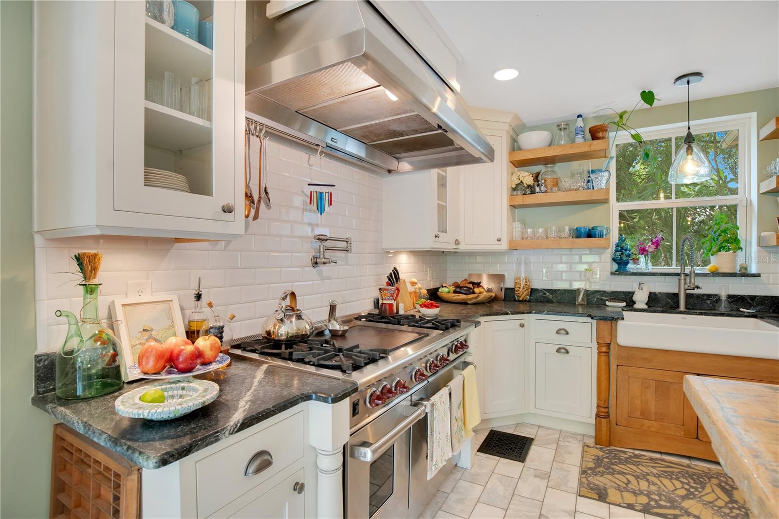 BOUSTAN A REP 49 13 - Residential