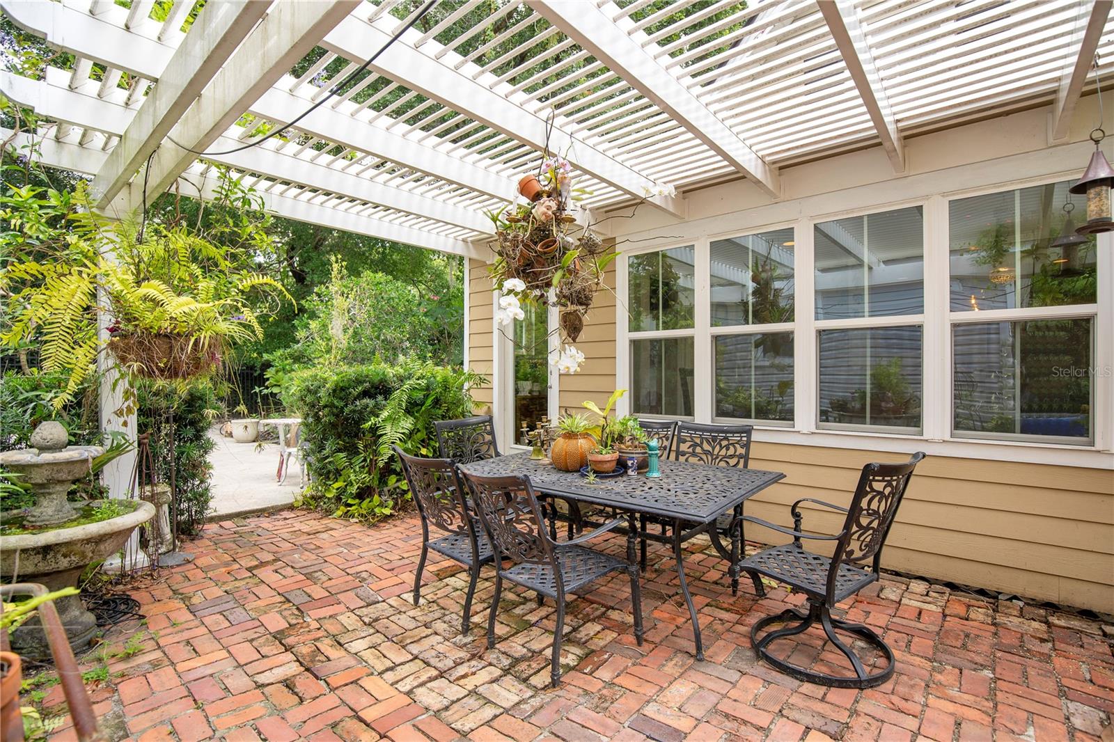 BOUSTAN A REP 49 13 - Residential