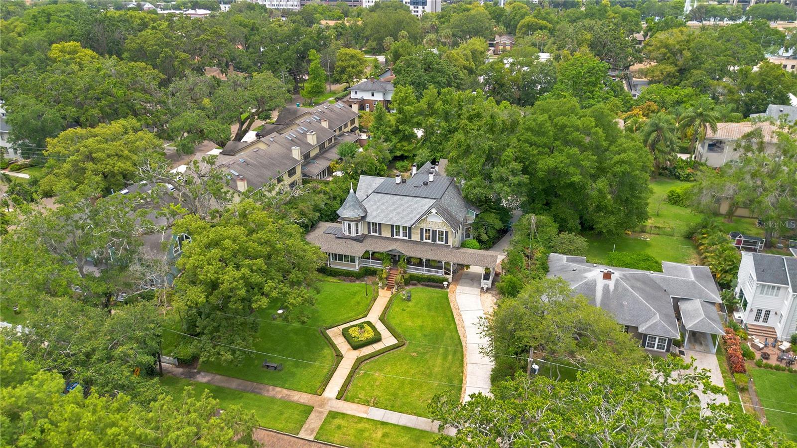 BOUSTAN A REP 49 13 - Residential