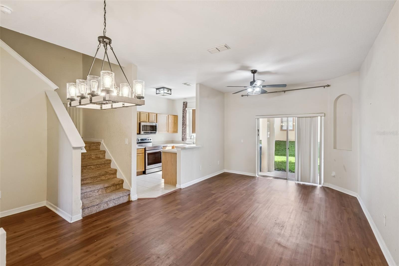 REGAL PALMS AT HIGHLAND RESERVE PH 05 - Residential