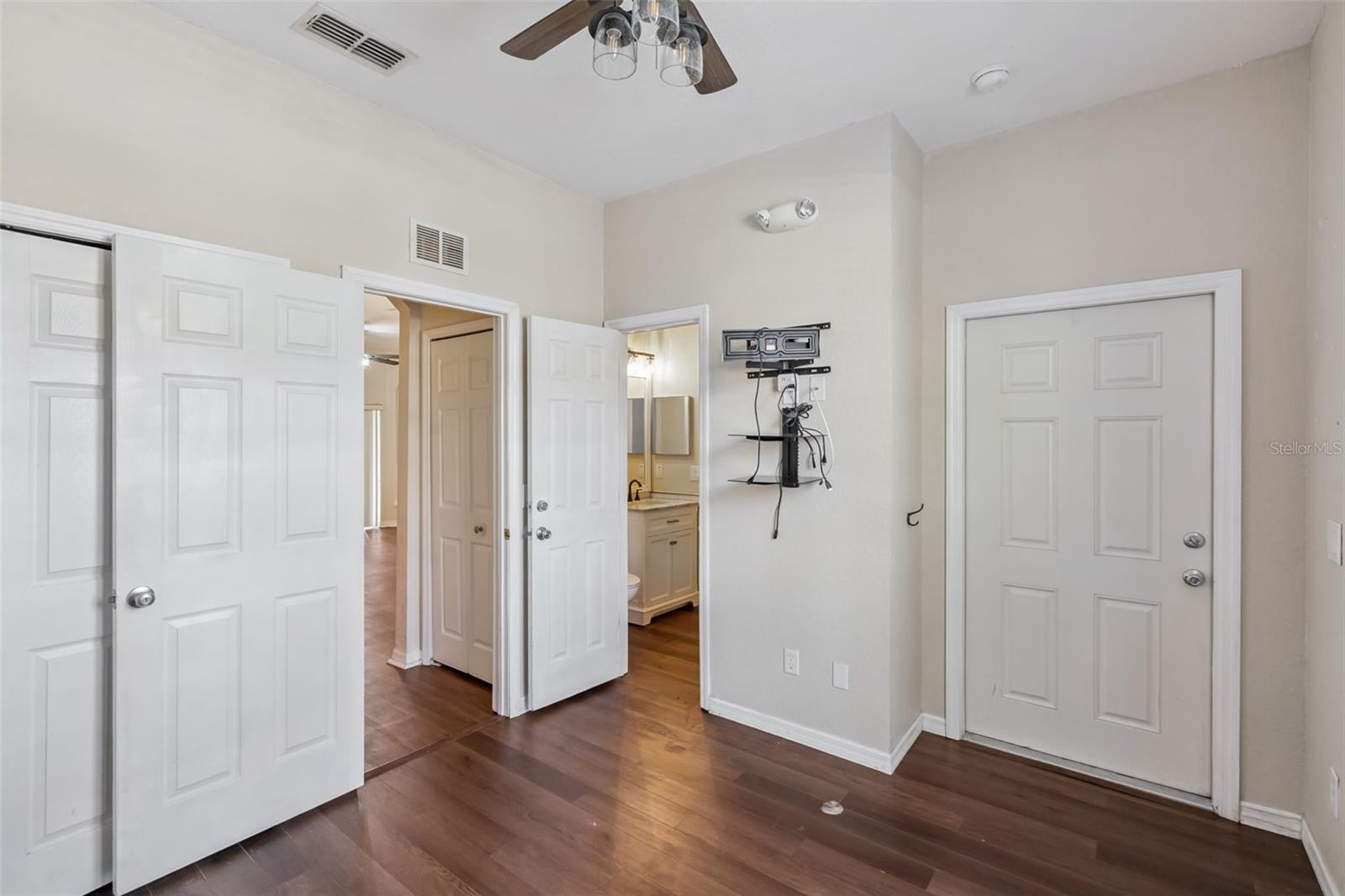 REGAL PALMS AT HIGHLAND RESERVE PH 05 - Residential