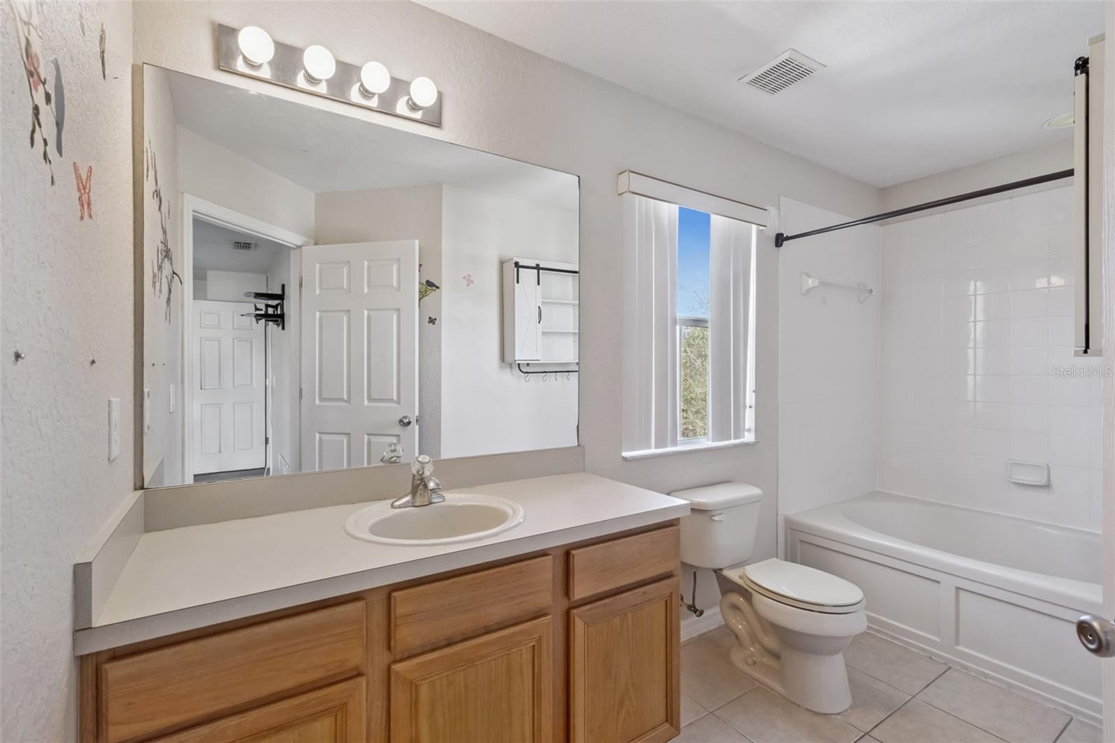 REGAL PALMS AT HIGHLAND RESERVE PH 05 - Residential