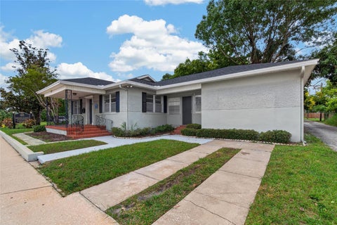 Photo of 902 N Armenia Avenue, Tampa, FL 33609 (MLS # TB8551068)