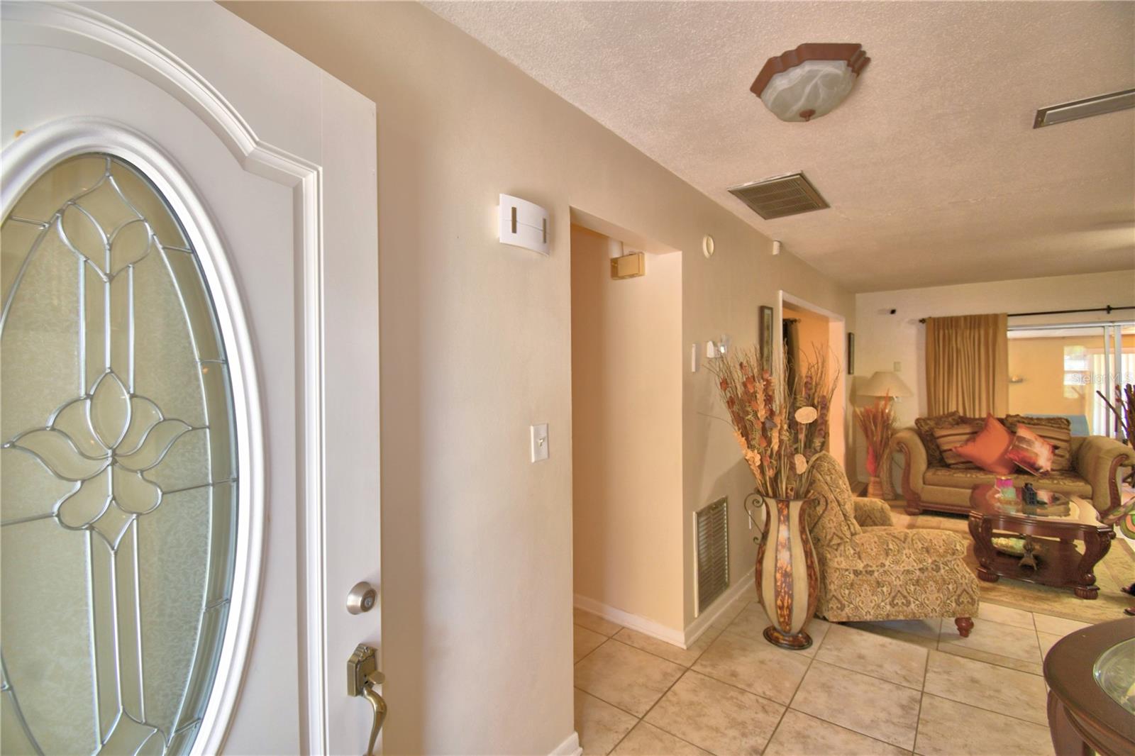 2779 ROBINWOOD DRIVE