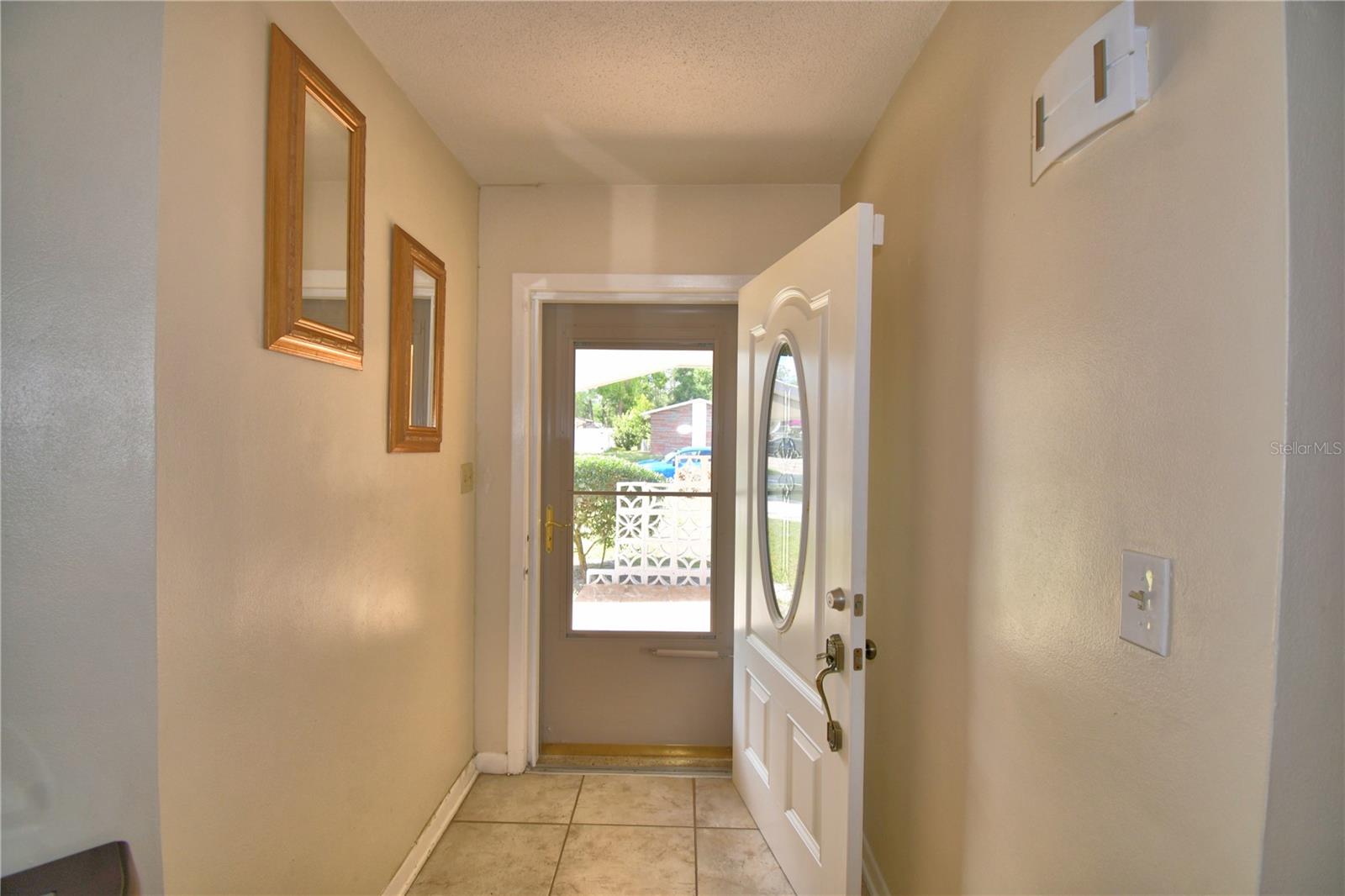 2779 ROBINWOOD DRIVE