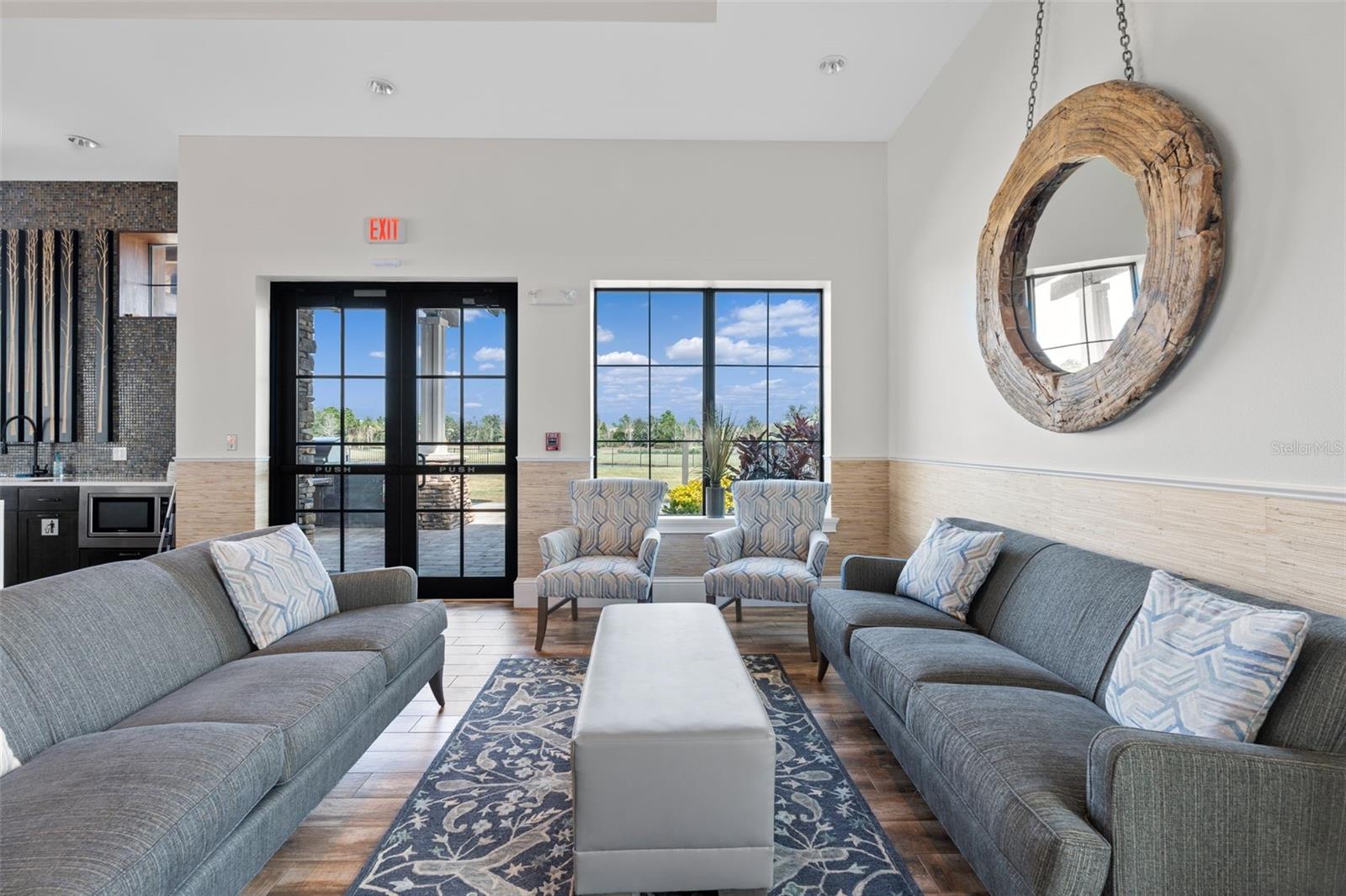 COUNTRY CLUB EAST AT LAKEWD RNCH QQ1 1 - Residential